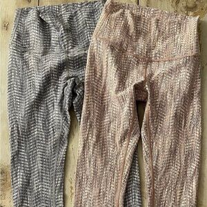 Two pairs of Lululemon cropped leggings - 4